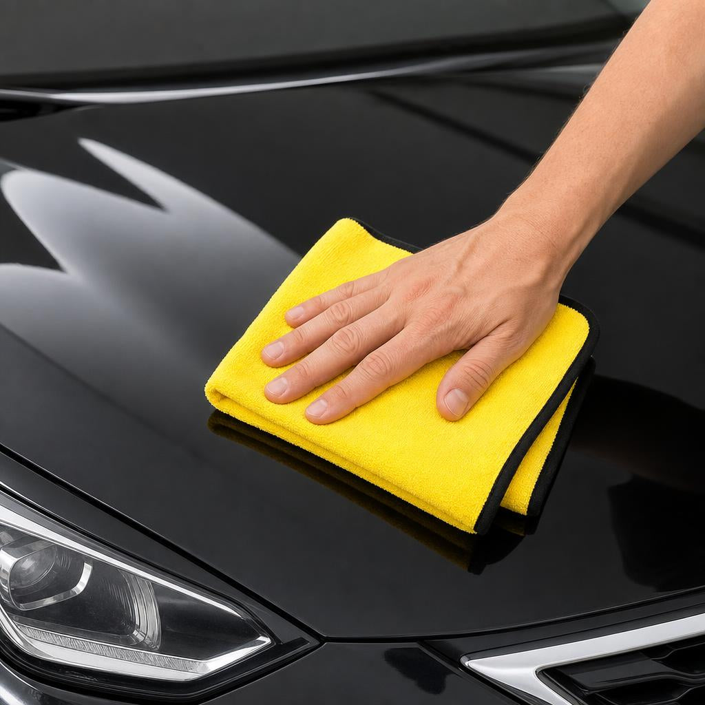 Car Cleaning Microfiber Cloth in use